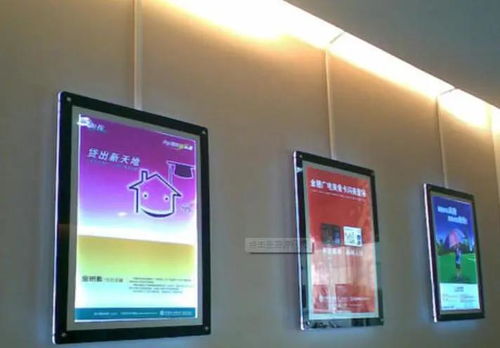 比玻璃强韧，比亚克力透明，这款广告灯箱新材料你用上了吗？